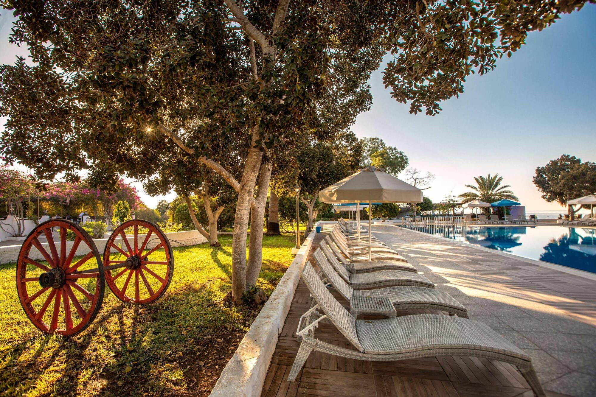 Merit Cyprus Gardens Holiday Famagusta  Exterior photo