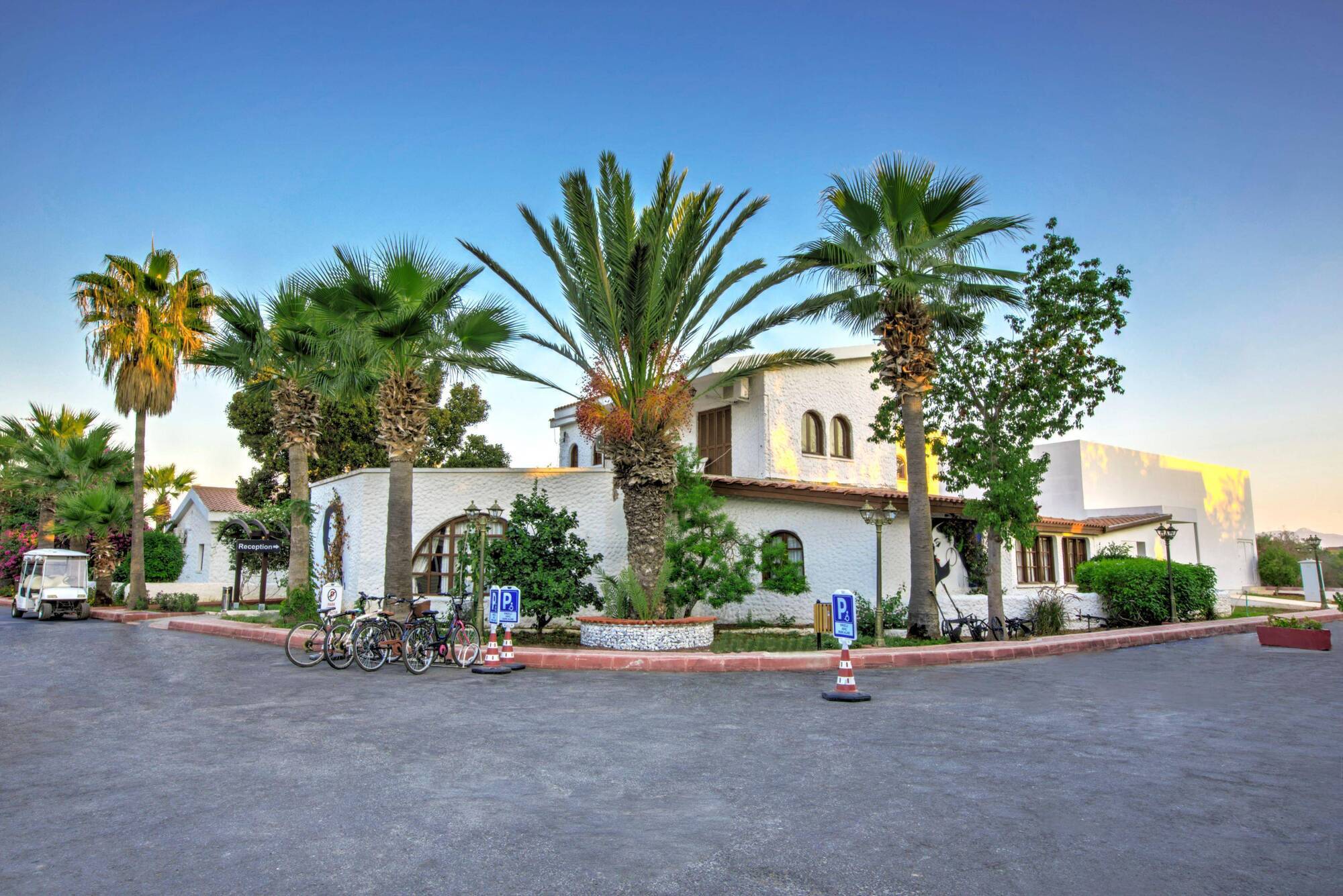 Merit Cyprus Gardens Holiday Famagusta  Exterior photo